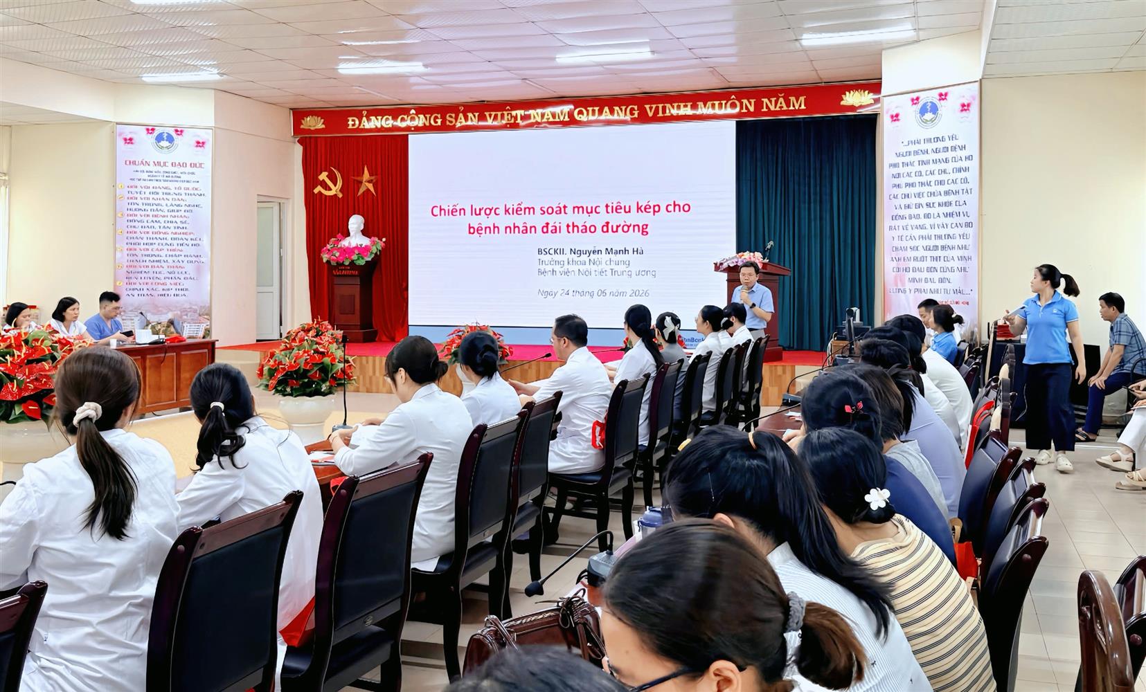 BỆNH VIỆN ĐA KHOA HẢI DƯƠNG TỔ CHỨC THÀNH CÔNG HỘI THẢO KHOA HỌC VỀ CHĂM SÓC TOÀN DIỆN NGƯỜI BỆNH THẦN KINH VÀ TIM MẠCH